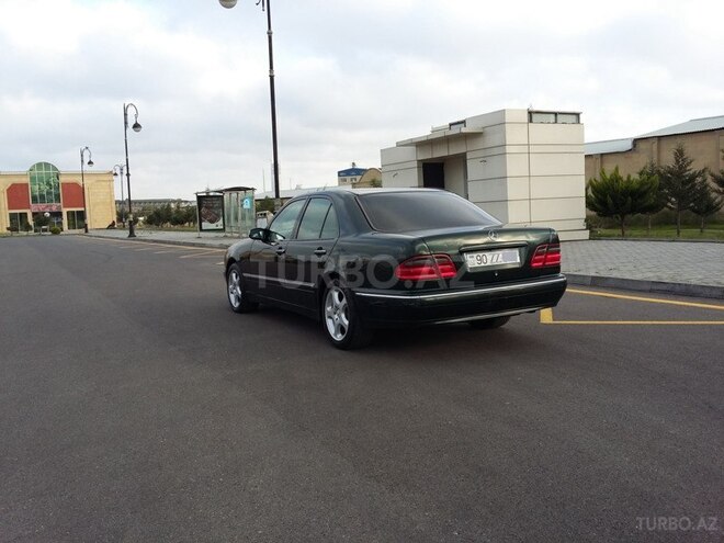 Mercedes E 280 2000, 243,000 km - 2.8 l - Bakı