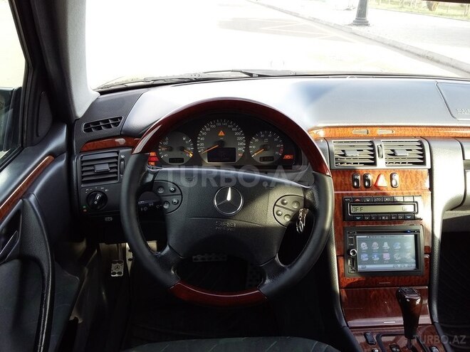 Mercedes E 280 2000, 243,000 km - 2.8 l - Bakı