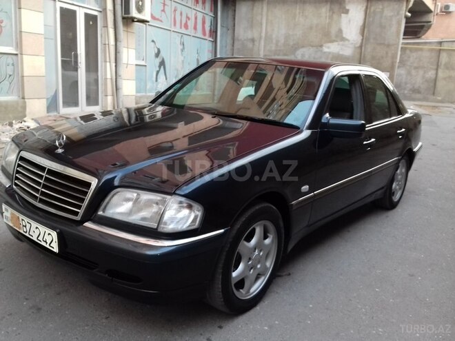 Mercedes C 240 2000, 187,000 km - 2.4 l - Bakı