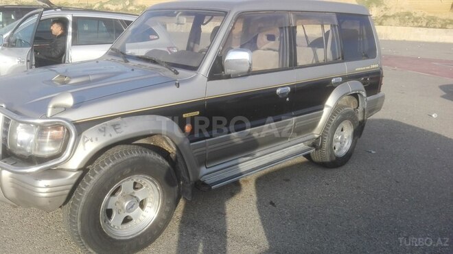 Mitsubishi Pajero 1995, 293,000 km - 2.8 l - Bakı