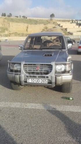 Mitsubishi Pajero 1995, 293,000 km - 2.8 l - Bakı