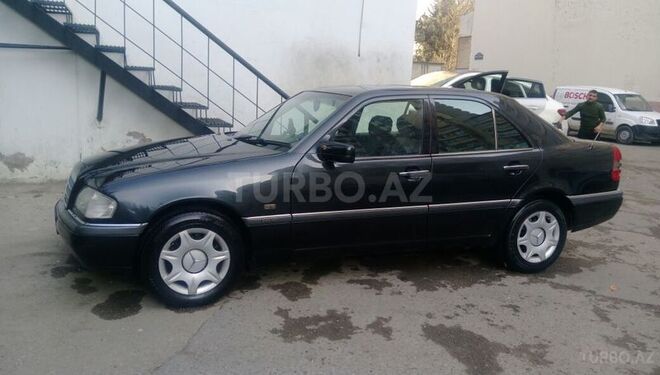 Mercedes C 220 1996, 317,000 km - 2.2 л - Bakı