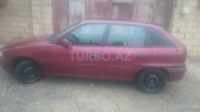 Opel Astra 1997, 314,000 km - 1.6 l - Bakı