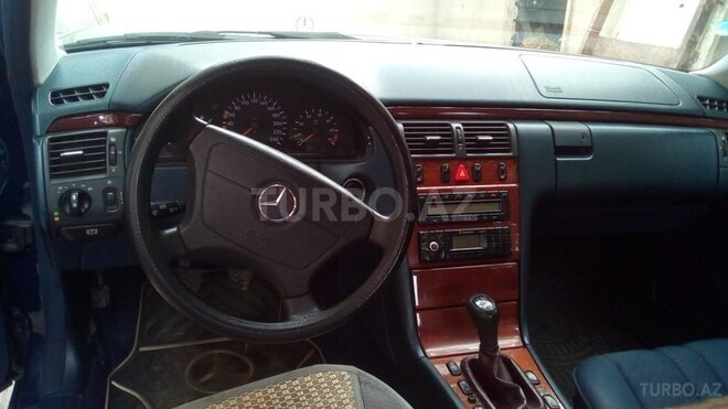 Mercedes E 200 1998, 350,000 km - 2.0 l - Bakı