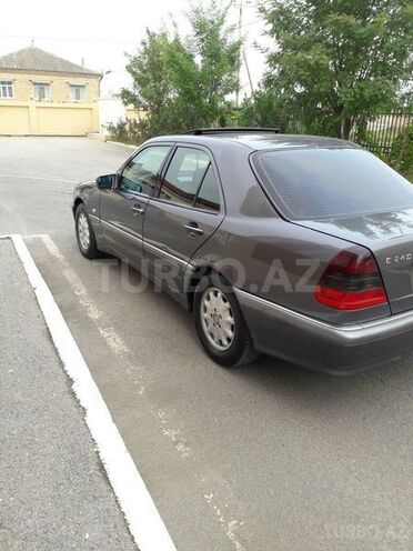 Mercedes C 240 1997, 313,610 km - 2.4 l - Şirvan