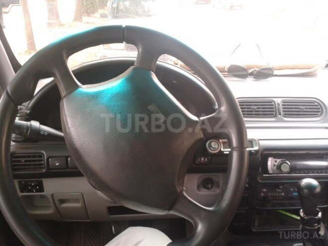 Nissan Serena 2000, 185,000 km - 1.6 l - Qusar