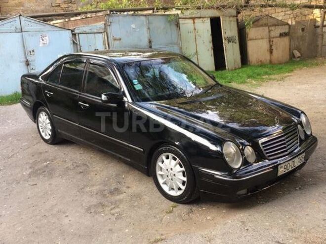 Mercedes E 320 2001, 249,826 km - 3.2 л - Bakı