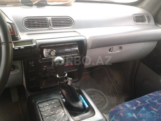 Nissan Serena 2000, 185,000 km - 1.6 l - Qusar