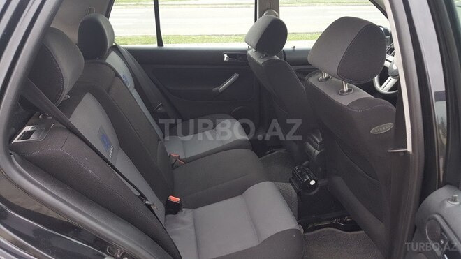 Volkswagen Golf 1998, 260,215 km - 1.6 л - Bakı