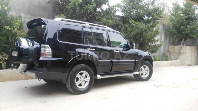 Mitsubishi Pajero 2007, 110,000 km - 3.0 l - Bakı