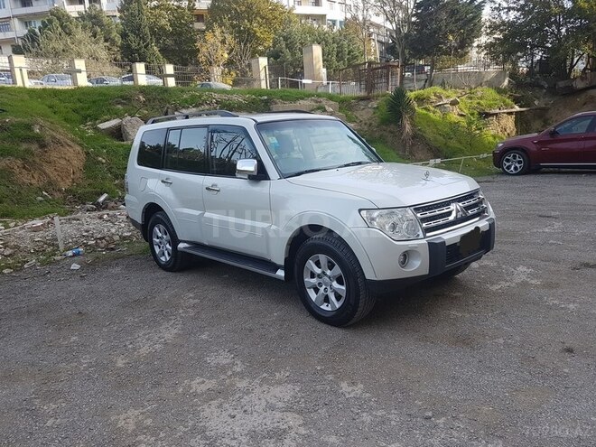Mitsubishi Pajero 2008, 120,000 km - 0.3 л - Bakı