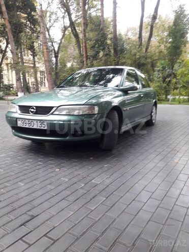 Opel Vectra 1999, 250,000 km - 1.6 l - Bakı