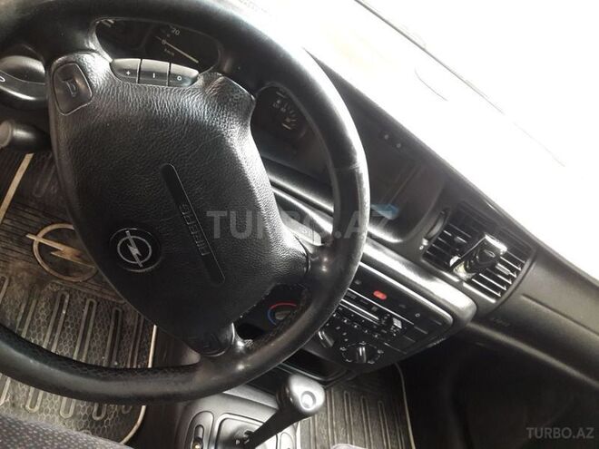 Opel Vectra 1999, 250,000 km - 1.6 l - Bakı