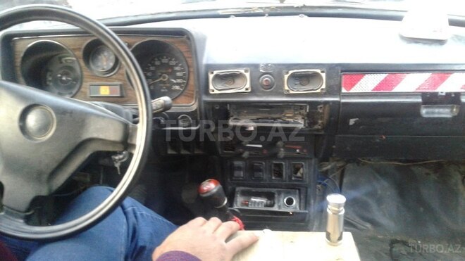 GAZ 24 1978, 400,000 km - 2.4 l - Bakı