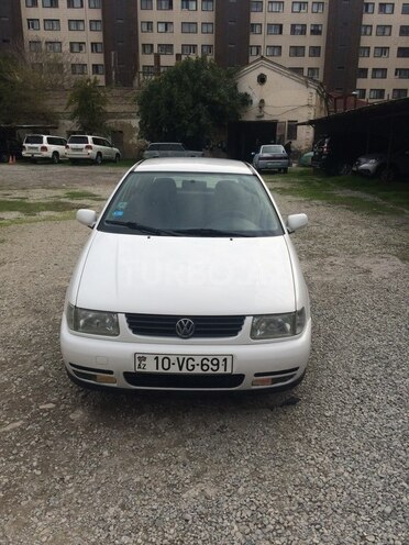 Volkswagen Polo 1998, 249,576 km - 1.6 l - Bakı
