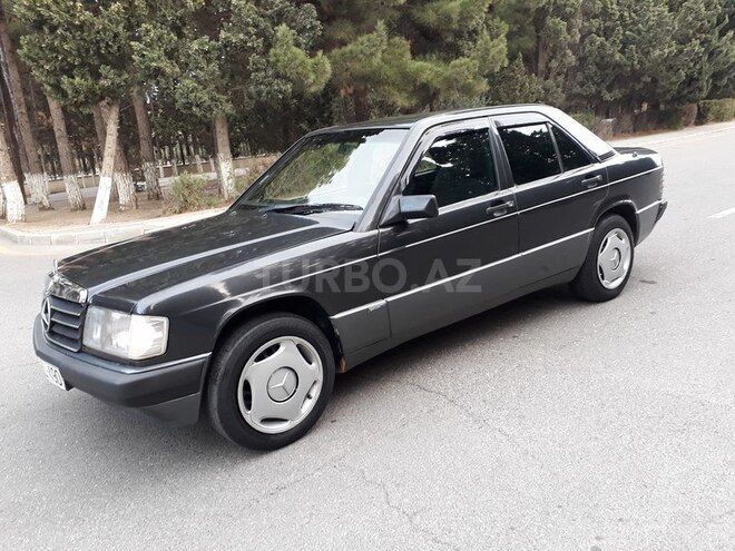 Mercedes 190 1991, 220,000 km - 1.8 l - Sumqayıt