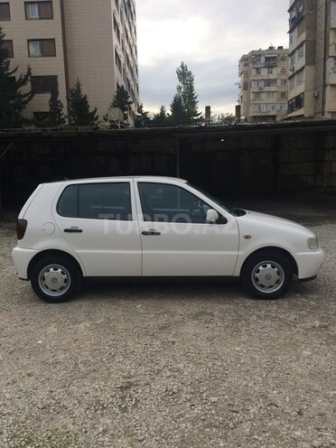 Volkswagen Polo 1998, 249,576 km - 1.6 l - Bakı