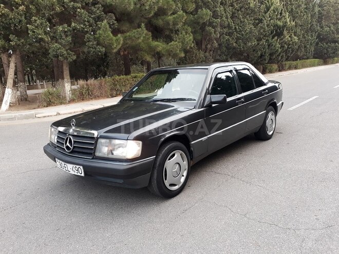 Mercedes 190 1991, 220,000 km - 1.8 l - Sumqayıt