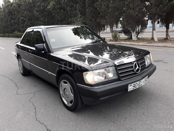Mercedes 190 1991, 220,000 km - 1.8 l - Sumqayıt