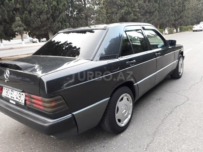 Mercedes 190 1991, 220,000 km - 1.8 l - Sumqayıt