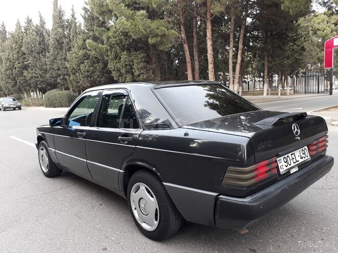 Mercedes 190 1991, 220,000 km - 1.8 l - Sumqayıt