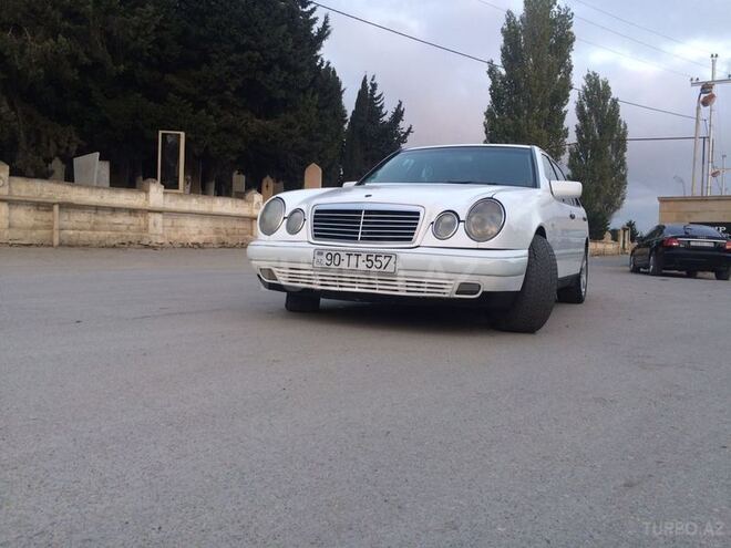 Mercedes C 300 1999, 355,000 km - 3.0 l - Bakı