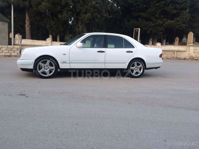 Mercedes C 300 1999, 355,000 km - 3.0 l - Bakı