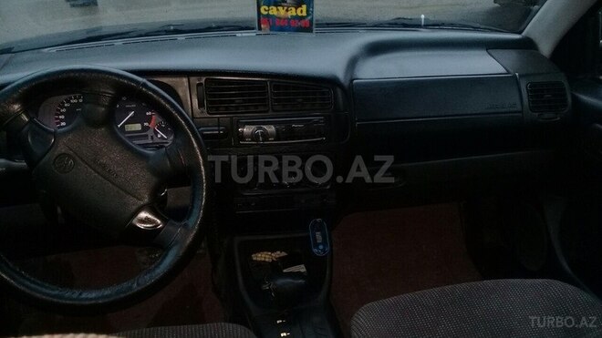 Volkswagen Golf 1997, 300,000 km - 2.0 l - Bakı