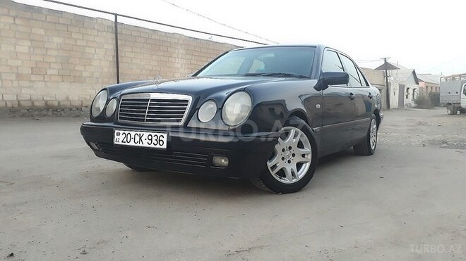 Mercedes E 200 1999, 380,000 km - 2.0 l - Gəncə