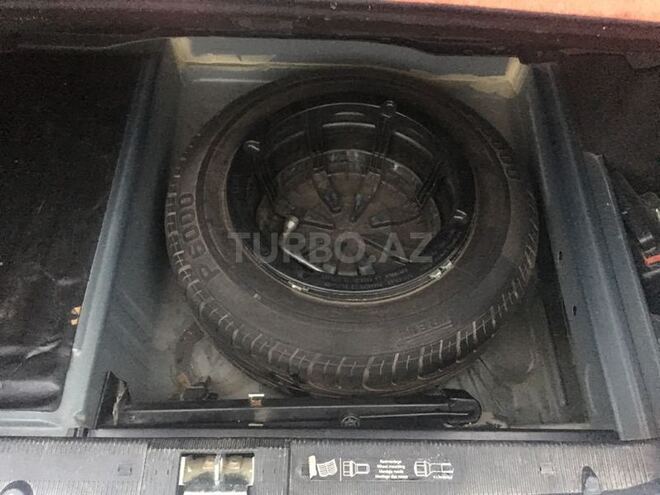 Mercedes E 240 1998, 288,738 km - 2.4 l - Bakı
