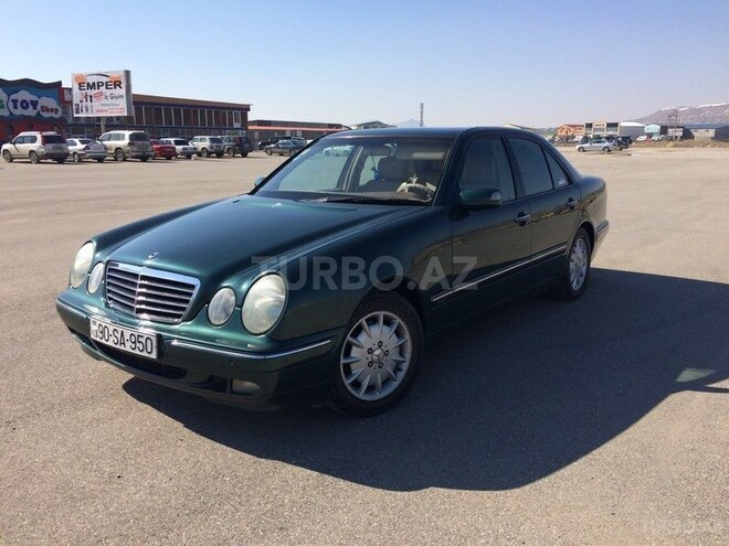 Mercedes E 280 1999, 246,000 km - 2.8 l - Bakı