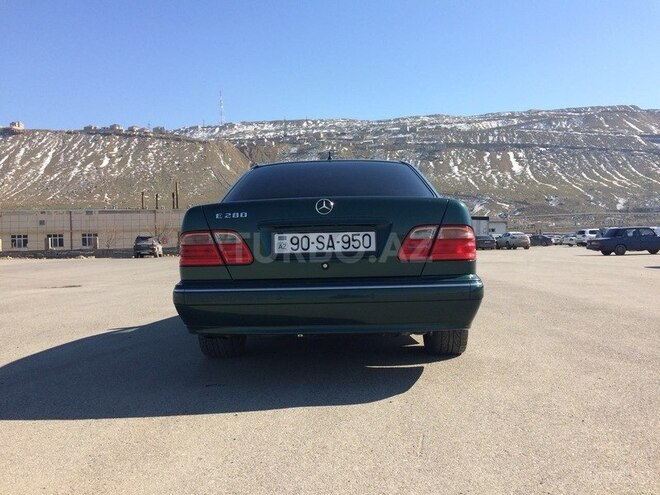 Mercedes E 280 1999, 246,000 km - 2.8 l - Bakı