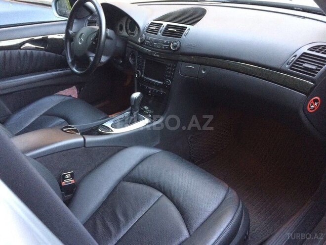 Mercedes E 240 2004, 77,000 km - 2.6 л - Bakı