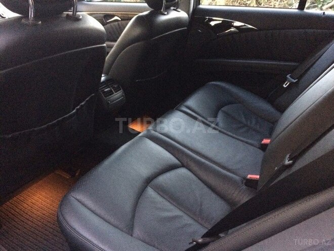 Mercedes E 240 2004, 77,000 km - 2.6 л - Bakı
