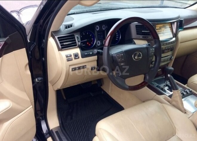 Lexus LX 570 2010, 147,000 km - 5.7 л - Bakı