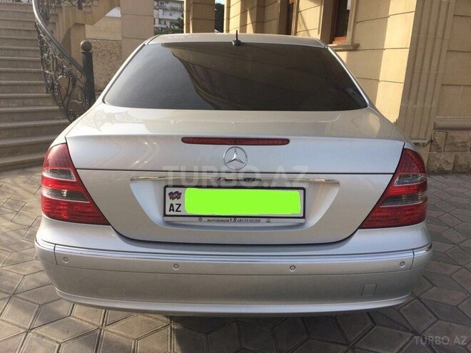 Mercedes E 240 2004, 77,000 km - 2.6 л - Bakı