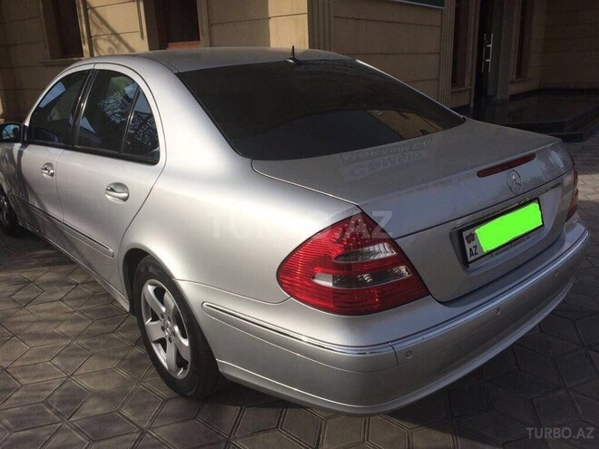Mercedes E 240 2004, 77,000 km - 2.6 л - Bakı