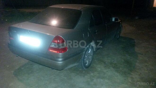 Mercedes C 180 1997, 235,400 km - 1.8 l - Bakı