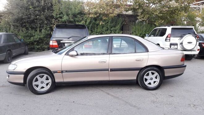 Opel Omega 1996, 356,000 km - 2.0 l - Bakı