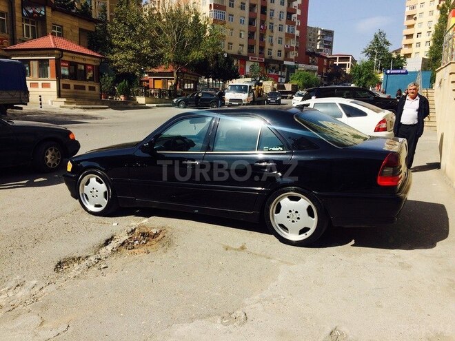 Mercedes C 230 1999, 215,000 km - 2.3 л - Bakı
