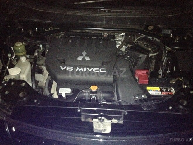 Mitsubishi Outlander 2008, 196,800 km - 0.3 l - Bakı
