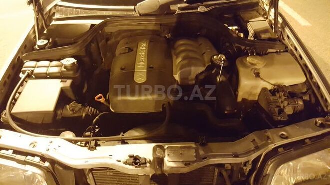 Mercedes C 220 2000, 405,000 km - 2.2 l - Sumqayıt