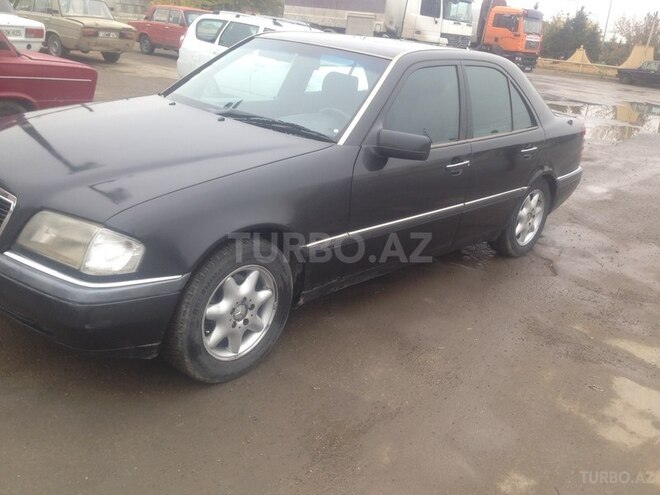 Mercedes C 180 1995, 250,000 km - 1.8 л - Bakı