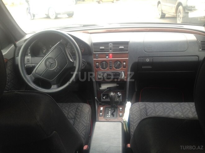 Mercedes C 180 1995, 250,000 km - 1.8 л - Bakı