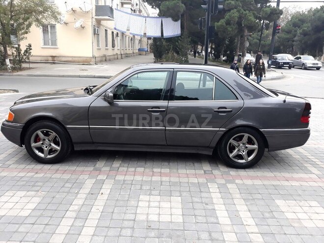 Mercedes C 200 1995, 34,000 km - 2.0 l - Sumqayıt