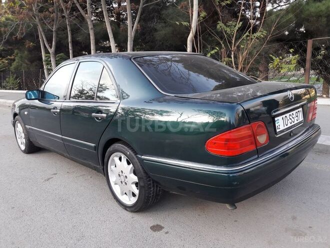 Mercedes E 230 1995, 264,000 km - 2.3 l - Bakı