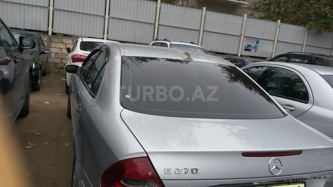 Mercedes E 270 2002, 250,000 km - 2.7 l - Bakı