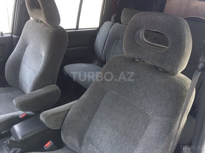 Mitsubishi Pajero 1994, 350,000 km - 2.8 l - Bakı