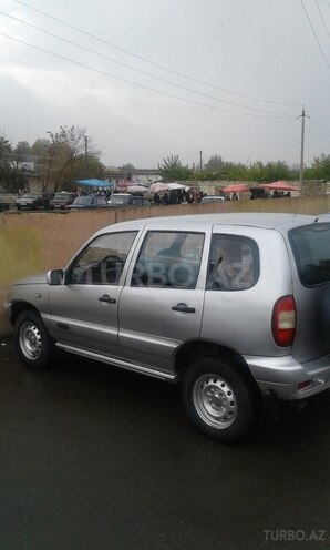 Chevrolet Niva 2004, 200,000 km - 1.7 l - Ağstafa
