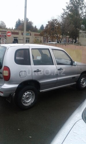 Chevrolet Niva 2004, 200,000 km - 1.7 l - Ağstafa